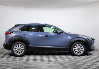 Подержанный автомобиль Mazda CX-30 2019 года (4 фото)