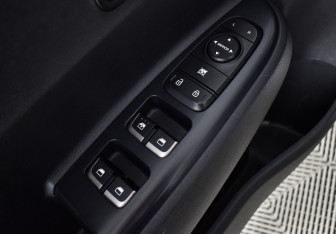 Подержанный автомобиль Kia Rio Sedan 2020 года (14 фото)