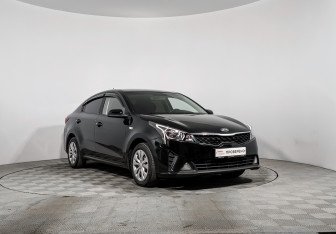 Подержанный автомобиль Kia Rio Sedan 2020 года (3 фото)