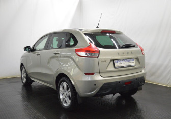 Подержанный автомобиль LADA (ВАЗ) XRAY 2016 года (7 фото)