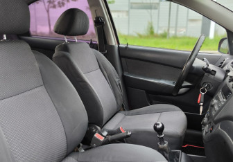 Подержанный автомобиль Chevrolet Aveo Sedan 2011 года (10 фото)
