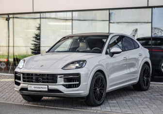 Подержанный автомобиль Porsche Cayenne 2025 года (3 фото)