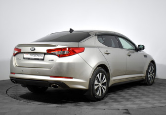 Подержанный автомобиль Kia Optima Sedan 2013 года (5 фото)