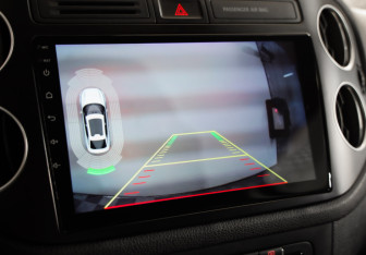 Подержанный автомобиль Volkswagen Tiguan 2015 года (13 фото)