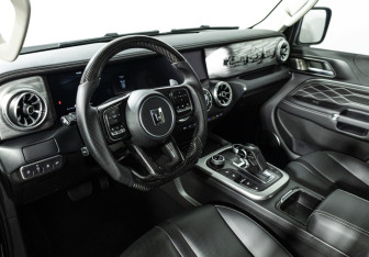 Подержанный автомобиль Tank 300 2023 года (11 фото)