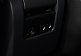 Подержанный автомобиль Volvo V60 Cross Country 2016 года (19 фото)