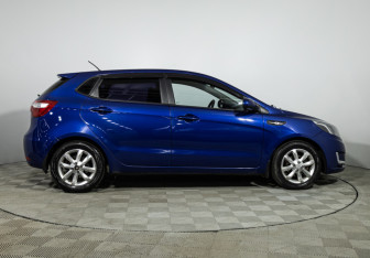 Подержанный автомобиль Kia Rio Hatchback 2013 года (4 фото)