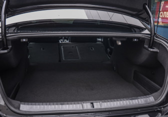 Подержанный автомобиль Volkswagen Passat Sedan 2017 года (28 фото)