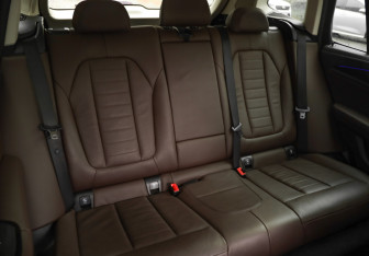 Подержанный автомобиль BMW X3 2019 года (32 фото)