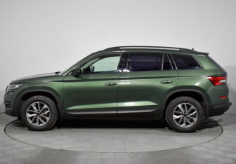 Подержанный автомобиль Skoda Kodiaq 2021 года (8 фото)