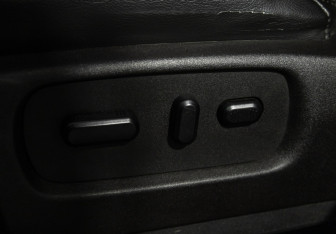 Подержанный автомобиль Ford Explorer 2014 года (20 фото)