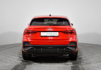 Подержанный автомобиль Audi Q3 Sportback 2021 года (6 фото)