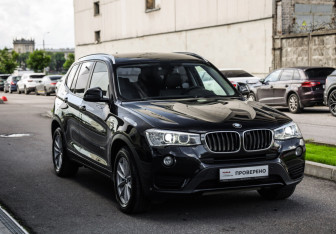 Подержанный автомобиль BMW X3 2015 года (5 фото)