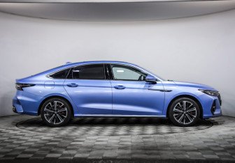 Подержанный автомобиль Chery Arrizo 8 2023 года (4 фото)