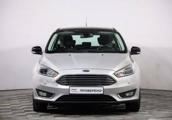Подержанный автомобиль Ford Focus Hatchback 2019 года (2 фото)