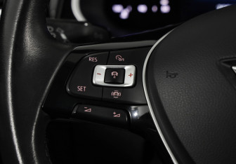 Подержанный автомобиль Jetta VS7 2023 года (13 фото)