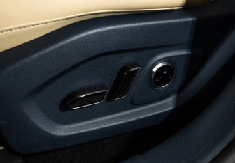 Подержанный автомобиль Voyah Free 2023 года (16 фото)