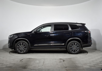 Подержанный автомобиль Chery Tiggo 8 Pro Max 2023 года (8 фото)