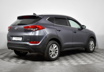 Подержанный автомобиль Hyundai Tucson 2017 года (5 фото)