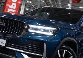 Подержанный автомобиль Geely Monjaro 2023 года (2 фото)