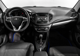 Подержанный автомобиль LADA (ВАЗ) Vesta Wagon 2020 года (14 фото)