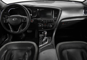 Подержанный автомобиль Kia Optima Sedan 2013 года (14 фото)