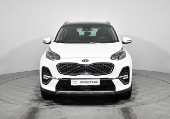 Подержанный автомобиль Kia Sportage 2018 года (2 фото)