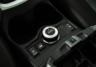 Подержанный автомобиль Nissan X-Trail 2016 года (19 фото)