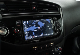 Подержанный автомобиль Kia Ceed Wagon 2018 года (15 фото)