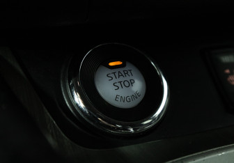 Подержанный автомобиль Nissan Murano Suv 2016 года (18 фото)