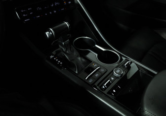 Подержанный автомобиль Kia K5 2020 года (18 фото)