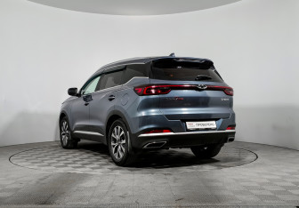 Подержанный автомобиль Chery Tiggo 7 Pro 2021 года (7 фото)