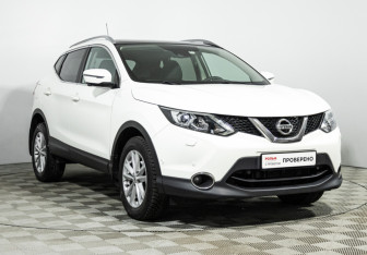 Подержанный автомобиль Nissan Qashqai 2014 года (3 фото)
