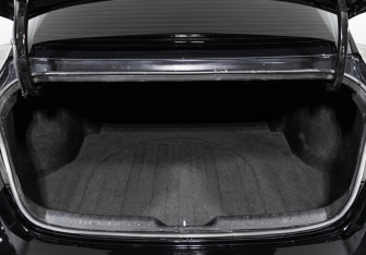 Подержанный автомобиль Hyundai Elantra Sedan 2023 года (20 фото)