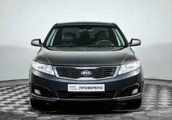 Подержанный автомобиль Kia Magentis 2009 года (2 фото)