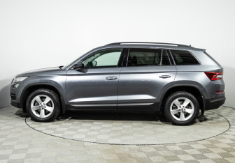 Подержанный автомобиль Skoda Kodiaq 2019 года (8 фото)