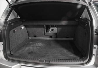 Подержанный автомобиль Volkswagen Tiguan 2013 года (25 фото)
