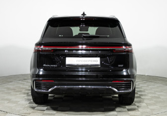 Подержанный автомобиль Geely Monjaro 2024 года (6 фото)