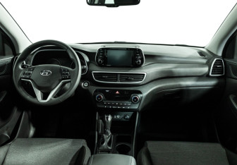 Подержанный автомобиль Hyundai Tucson 2020 года (13 фото)