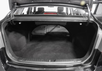 Подержанный автомобиль Hyundai Elantra Sedan 2008 года (23 фото)