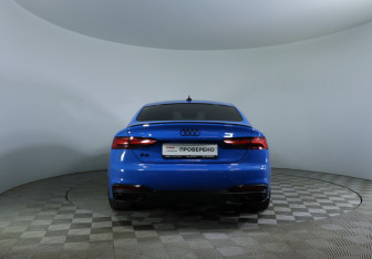 Подержанный автомобиль Audi A5 Liftback 2020 года (6 фото)