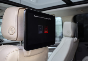 Подержанный автомобиль GMC Yukon 2022 года (33 фото)