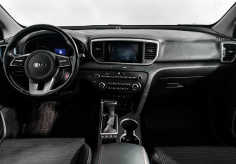 Подержанный автомобиль Kia Sportage 2019 года (13 фото)