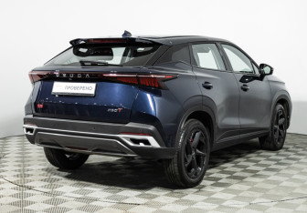 Подержанный автомобиль Omoda C5 2024 года (5 фото)