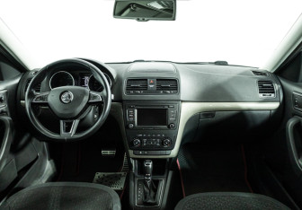 Подержанный автомобиль Skoda Yeti 2014 года (13 фото)