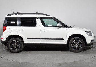 Подержанный автомобиль Skoda Yeti 2017 года (4 фото)