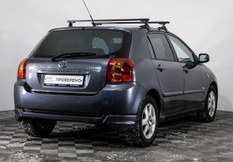Подержанный автомобиль Toyota Corolla Hatchback 2006 года (5 фото)