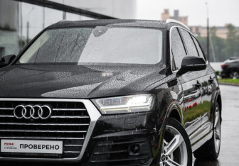 Подержанный автомобиль Audi Q7 2018 года (2 фото)