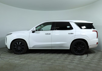 Подержанный автомобиль Hyundai Palisade 2022 года (9 фото)