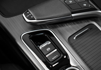 Подержанный автомобиль Changan UNI-T 2023 года (18 фото)